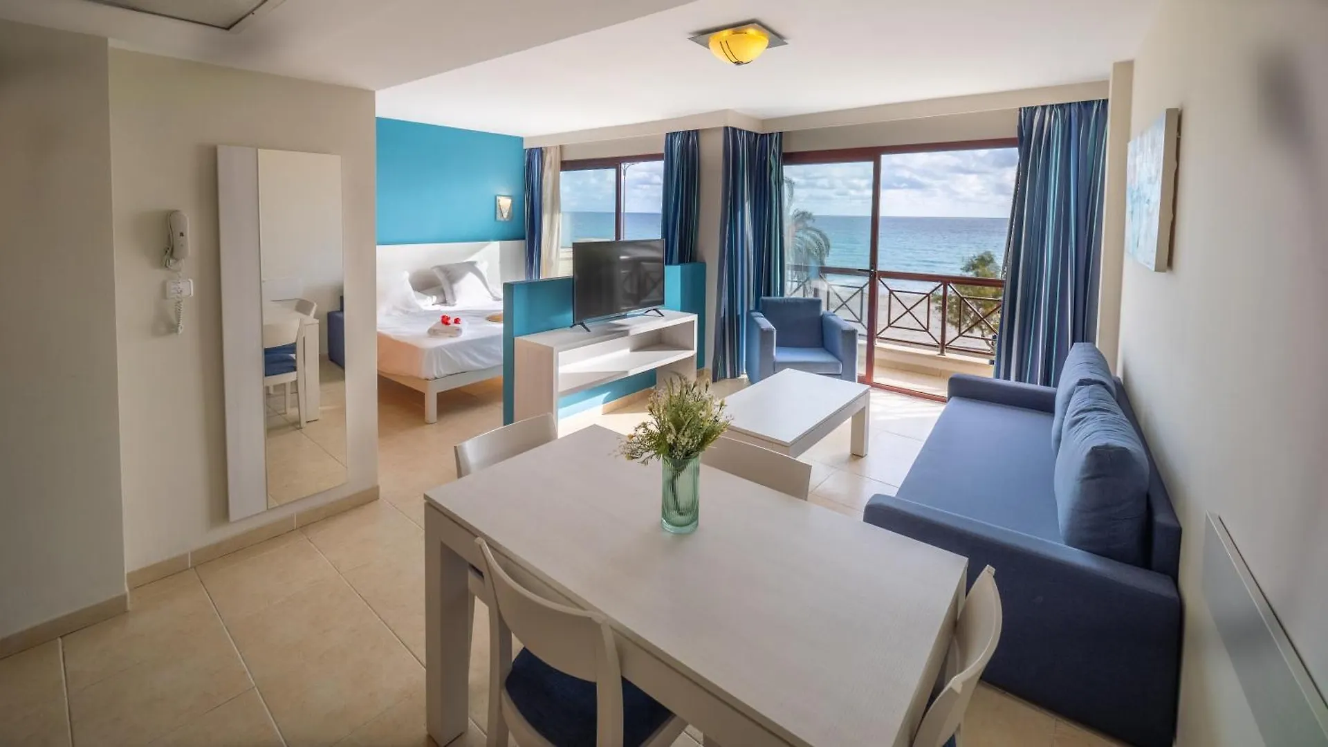 Aparthotel Prope Mare Apartamentos Cala Millor  Spain